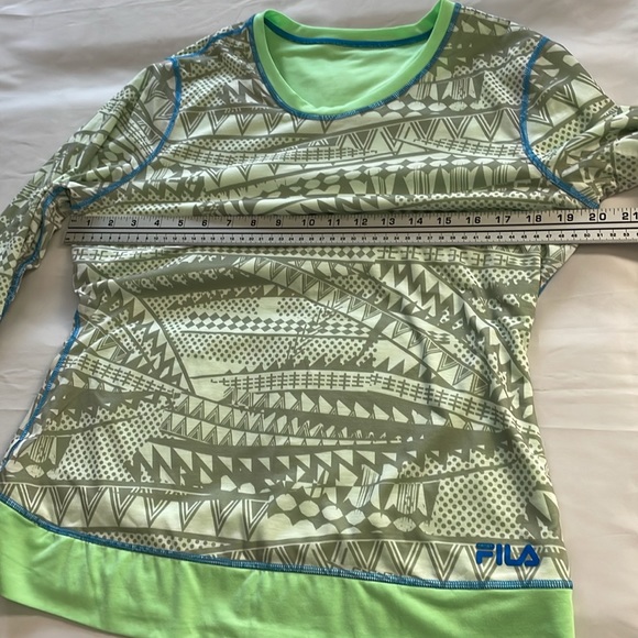 Women’s size large Fila sport reversible long sleeve top - Picture 10 of 11